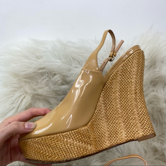 Gucci Vitello Vernice Soft Sable wedge sandal - Picture 6 of 14